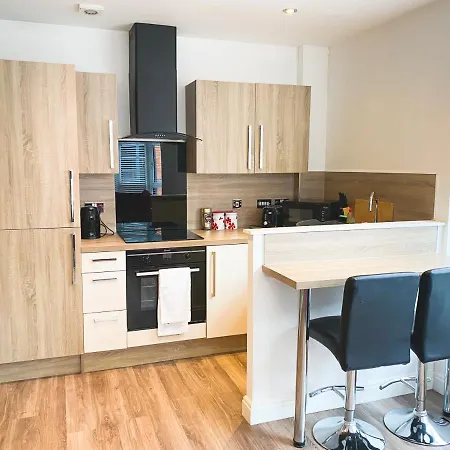 Apartment Zen Modern 2 Bedroom Close To City Centre Ideal For A Group Of 4-6 *